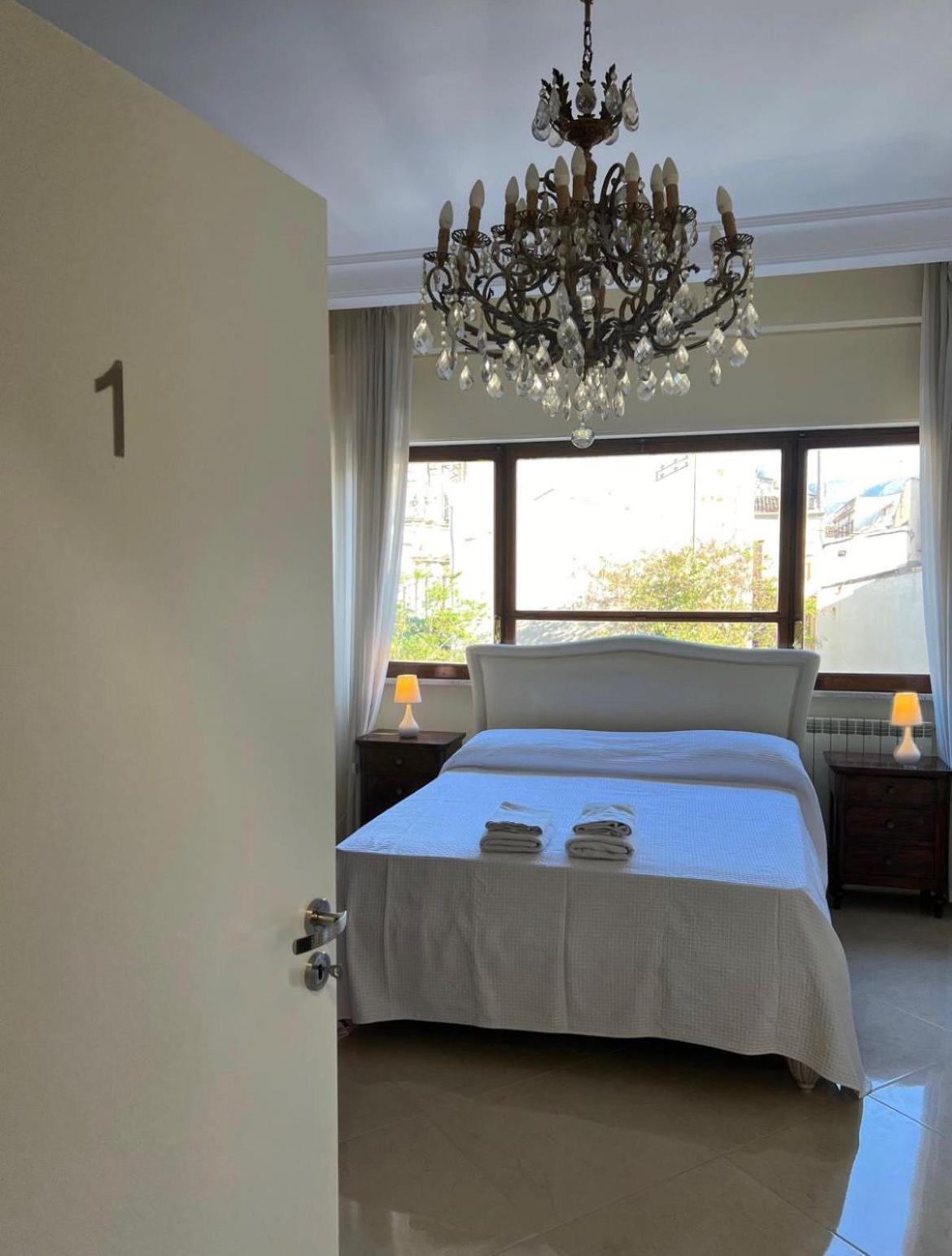 Cavoursuite Palermo Luaran gambar