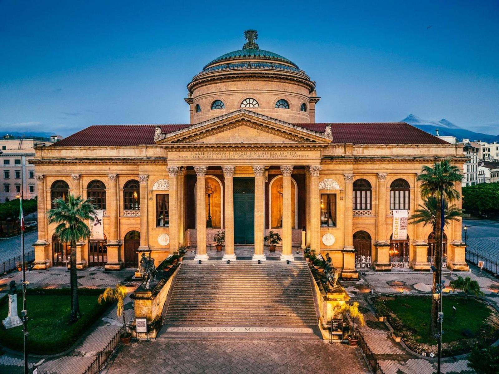Cavoursuite Palermo Luaran gambar